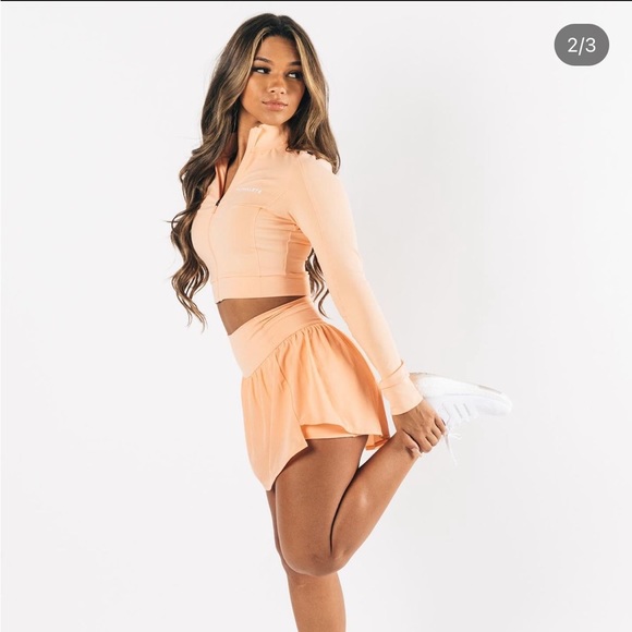 Alphalete trace jacket in peach - Picture 5 of 12